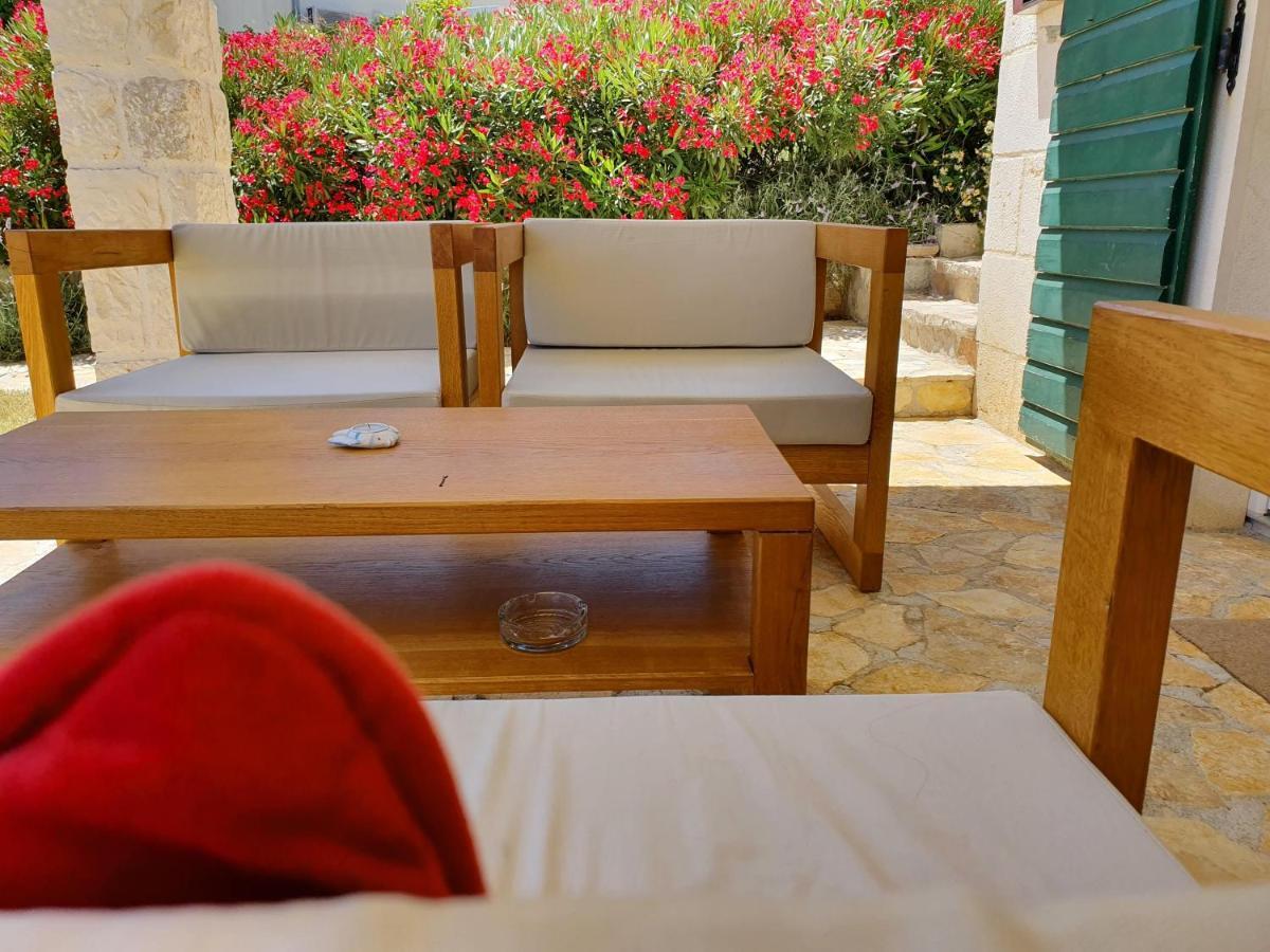 Apartments Lolita Bol Ngoại thất bức ảnh